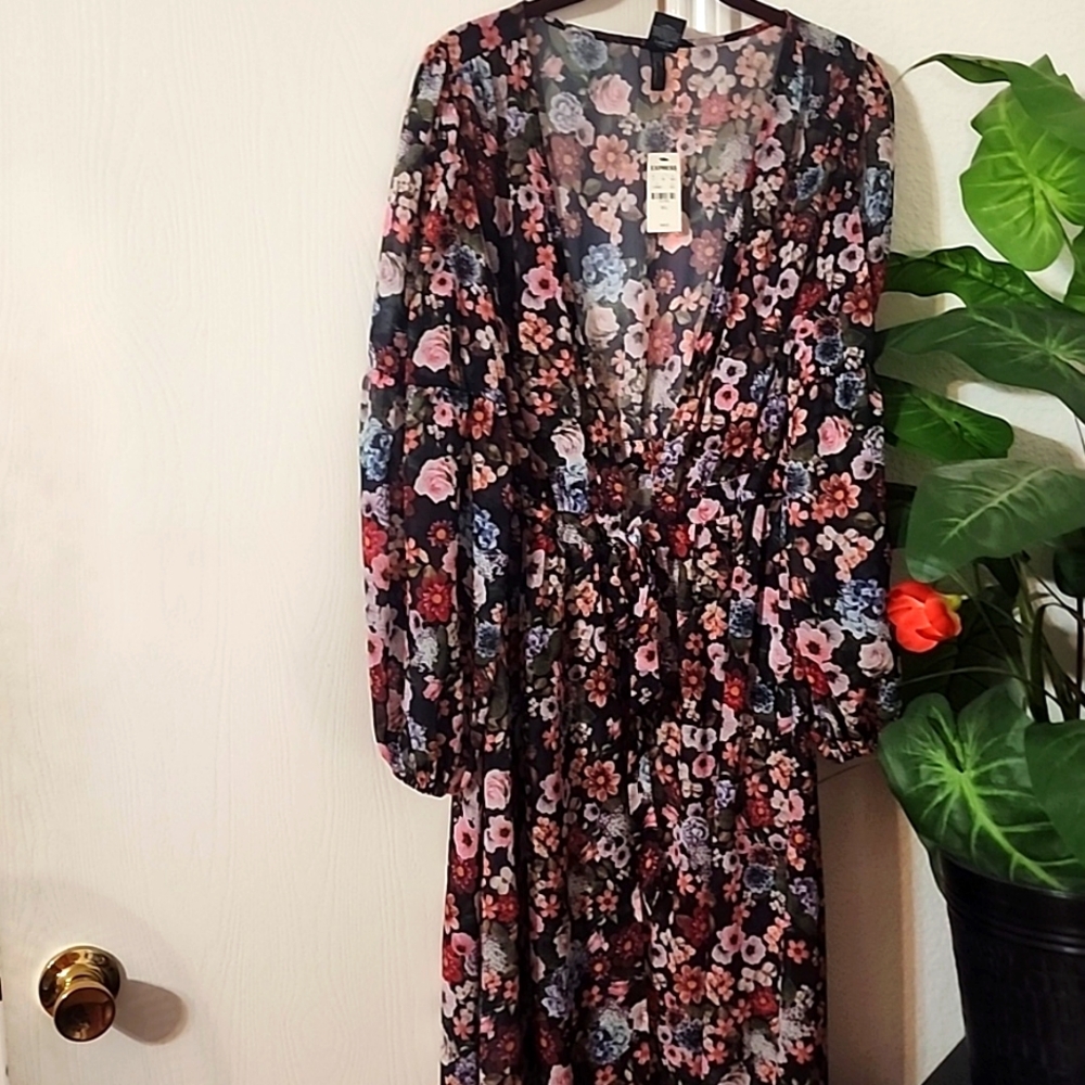 ❤️Express Cape❤️